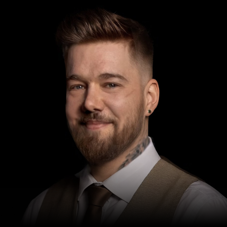 Headshot  Romain Demongeot (1)