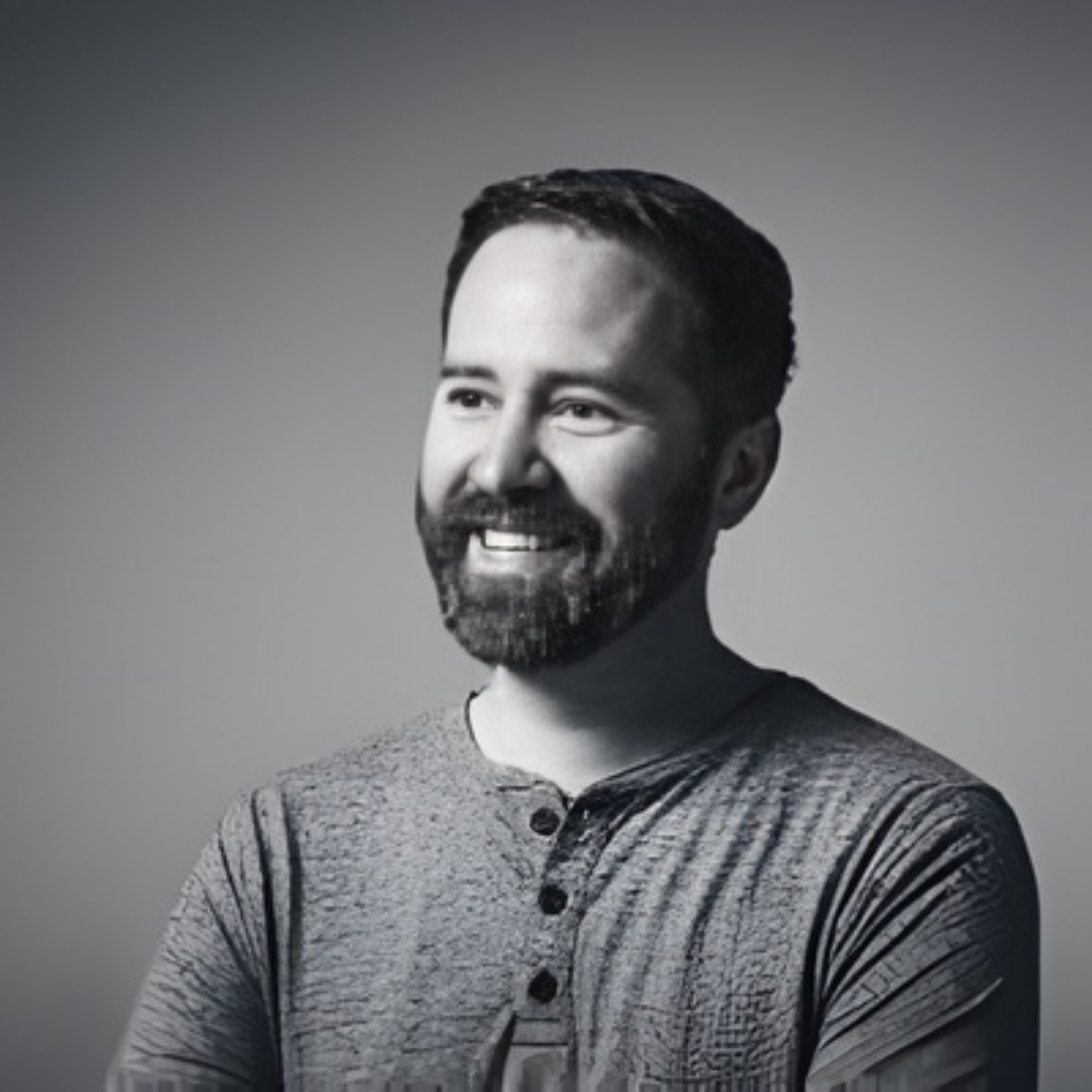 Headshot  Toom Mountain