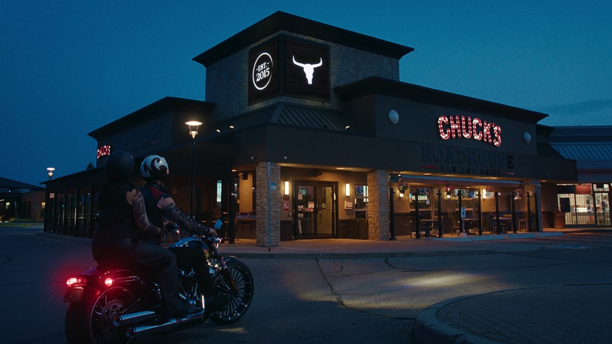 Image of a beautiful Chuck’s Roadhouse restaurant.